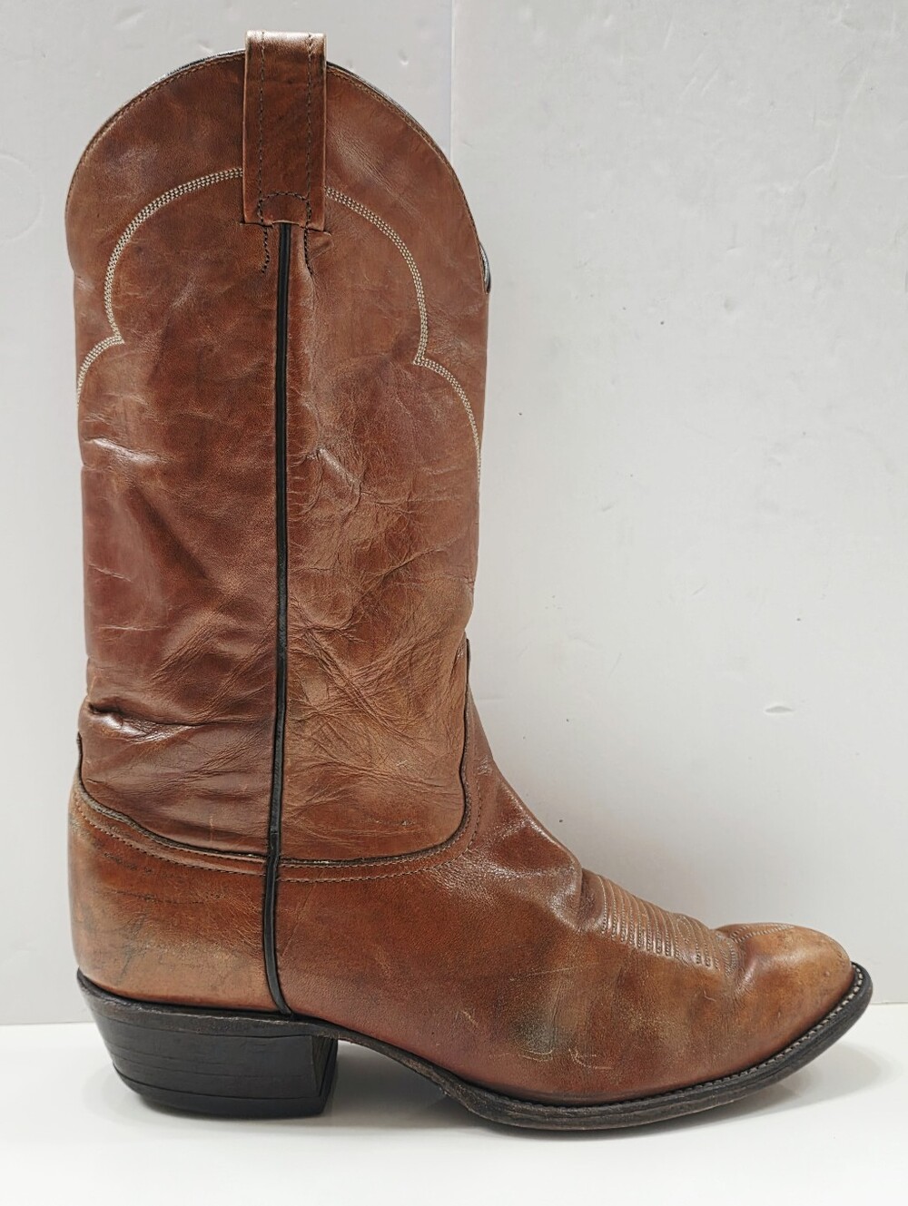 Tony Lama 5084 Cognac Brown Boot Leather Cowboy Western Stitched Men 9.5 D Used